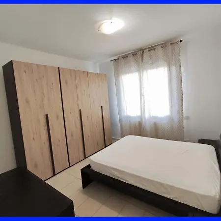 32 - In Centro A 300 Mt Dal Mare *